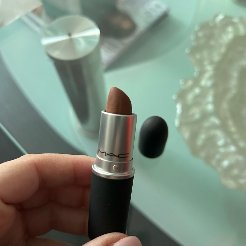 MAC Lipstick - Picture 5 of 7